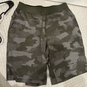 Lululemon Linerless 9” Shorts
